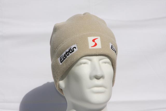 Bob - traditional hat - great price point hat, real looker & super warm - Light Grey