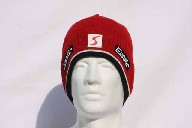 Pool - most popular hat in Eisbar line - red