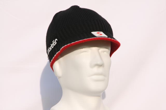 Streif - like the Cap - a cool lid with cool stripes -