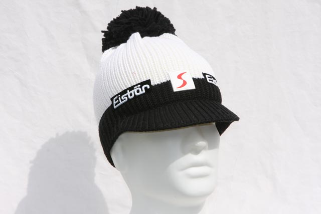Pitt - great ski hat for women - Black